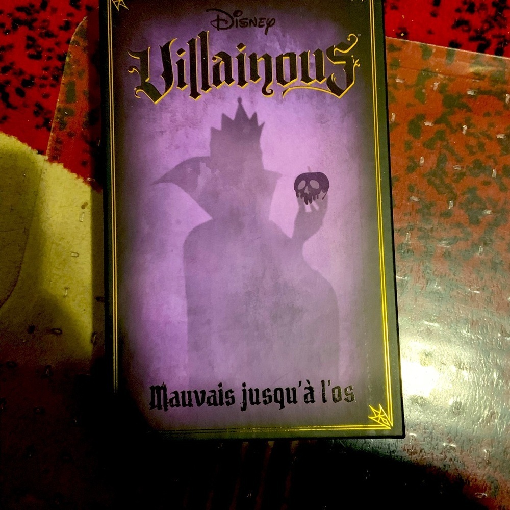 Disney Villainous game in French